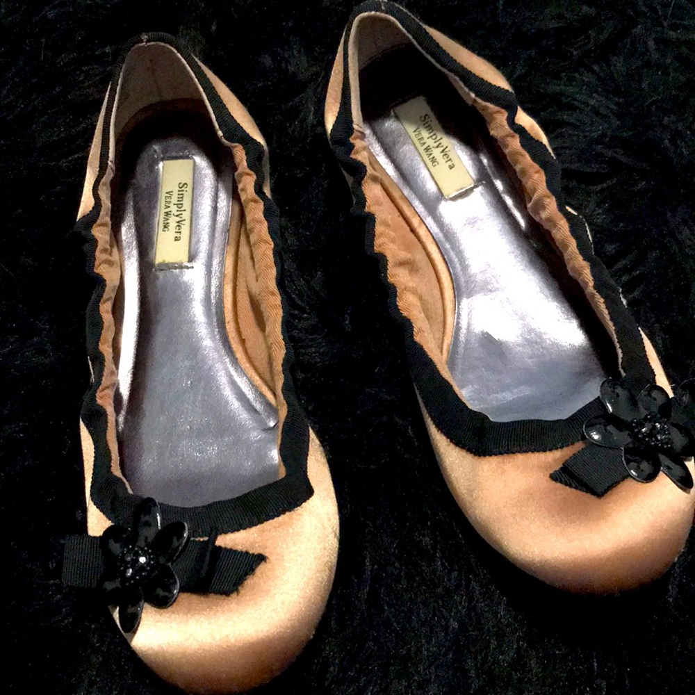 Vera Wang Pink girly slippers (8M)
